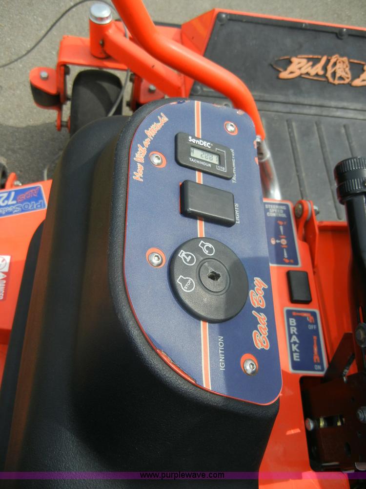 image for item D9833 2008 Bad Boy 7200AOS mower