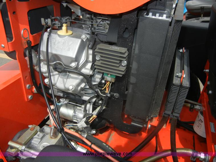 image for item D9833 2008 Bad Boy 7200AOS mower