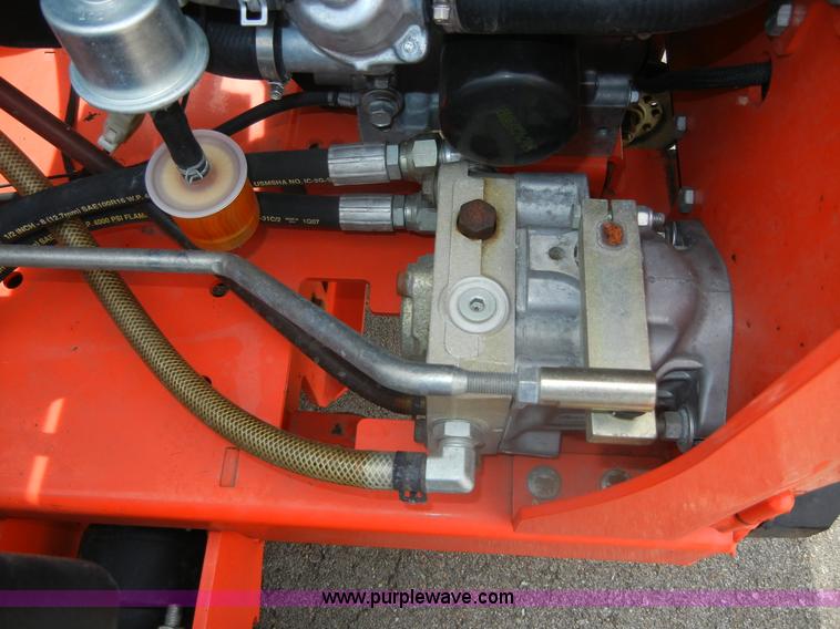 image for item D9833 2008 Bad Boy 7200AOS mower