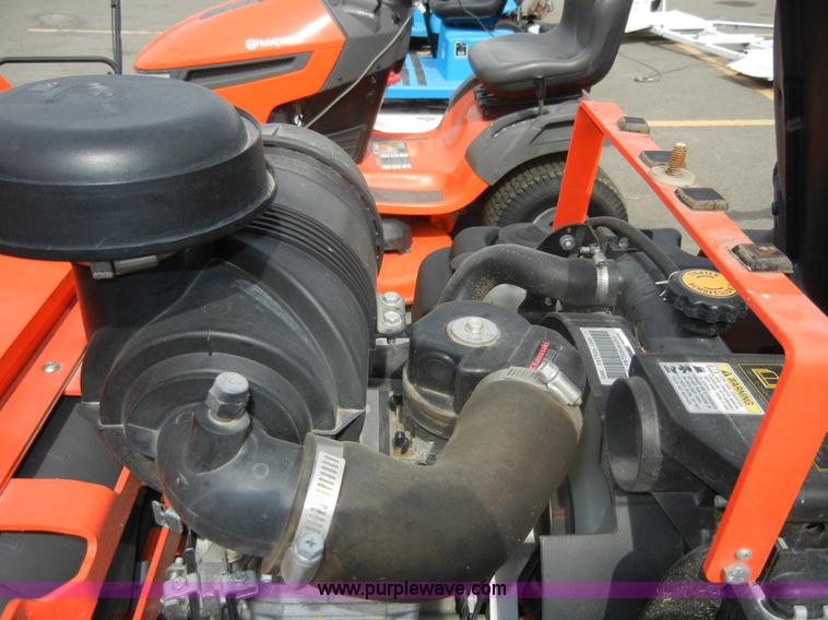 image for item D9833 2008 Bad Boy 7200AOS mower