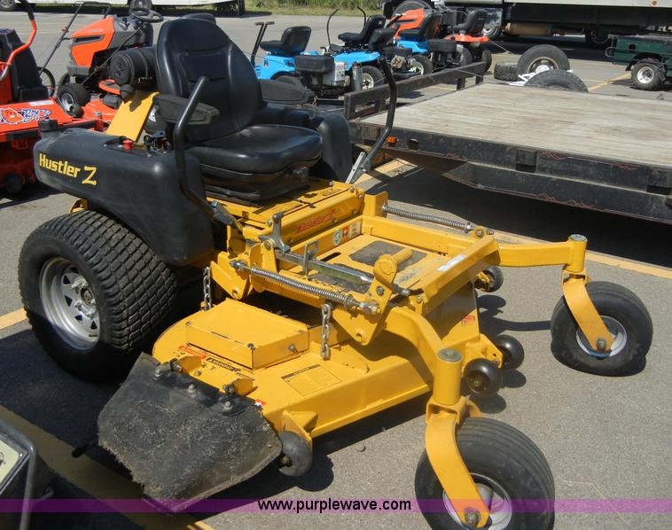 image for item D9893 2004 Hustler 2 ZTR mower