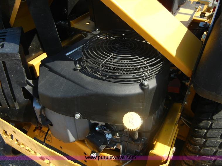 image for item D9893 2004 Hustler 2 ZTR mower