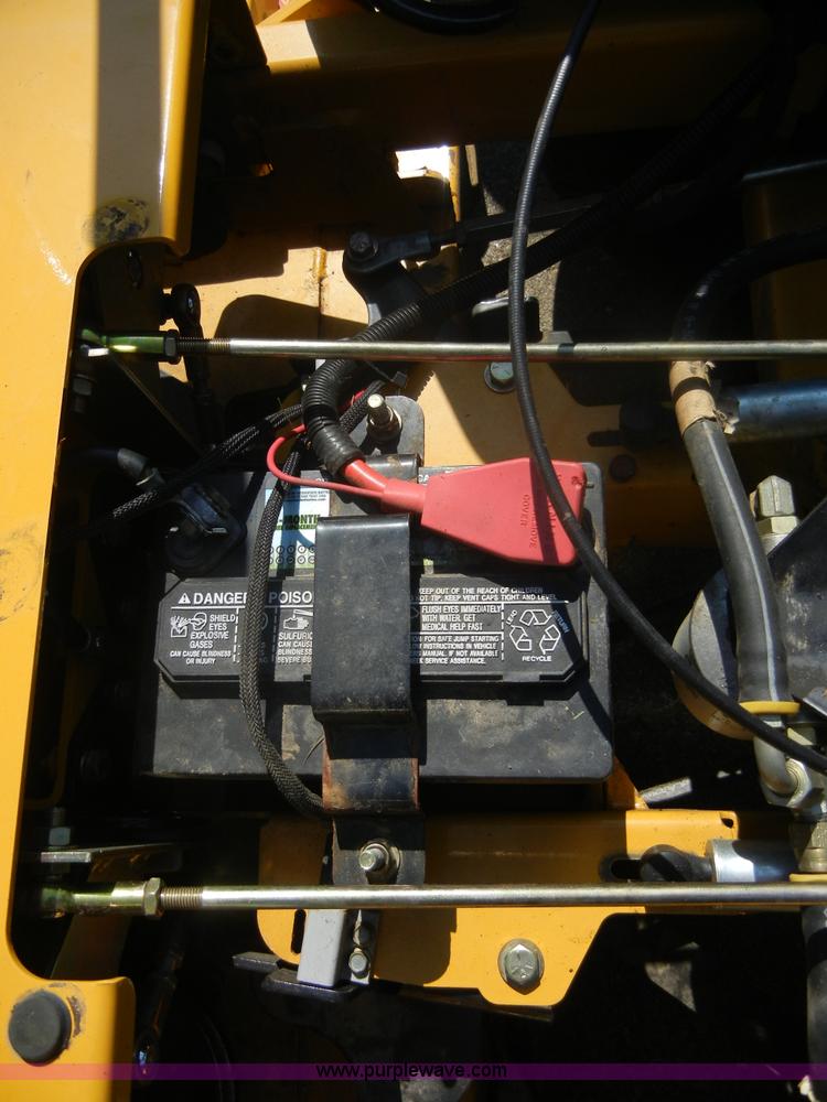 image for item D9893 2004 Hustler 2 ZTR mower