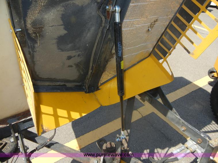 image for item D9894 2000 Walker MTGHS ZTR mower