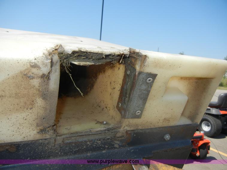 image for item D9894 2000 Walker MTGHS ZTR mower