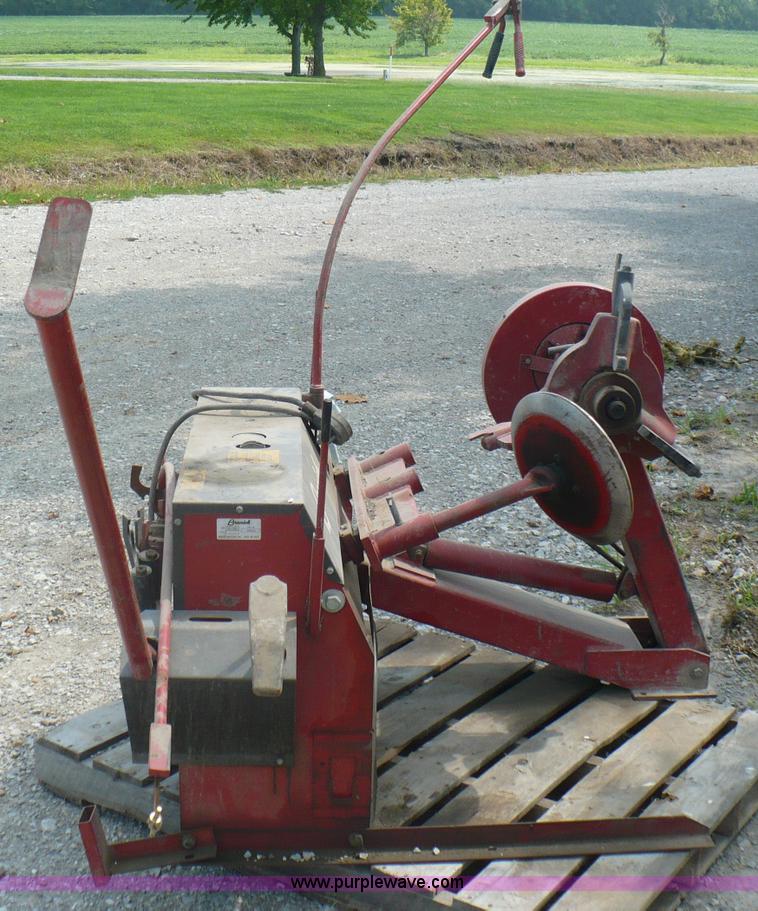 image for item E9501 Branick truck tire changer