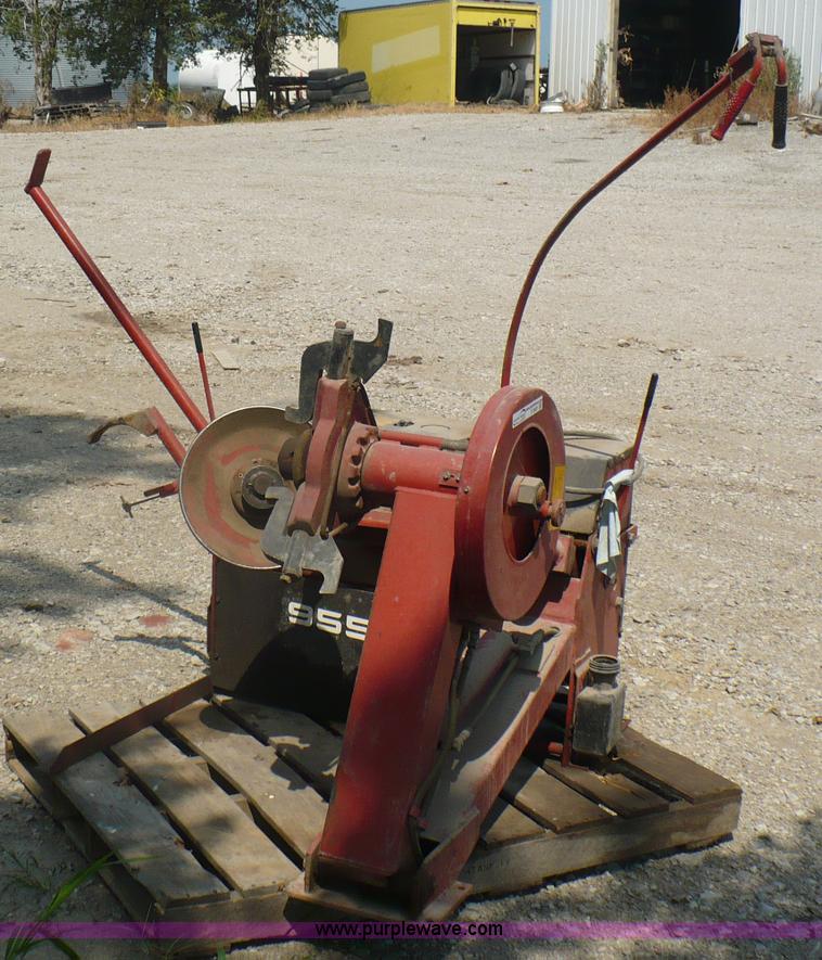 image for item E9501 Branick truck tire changer