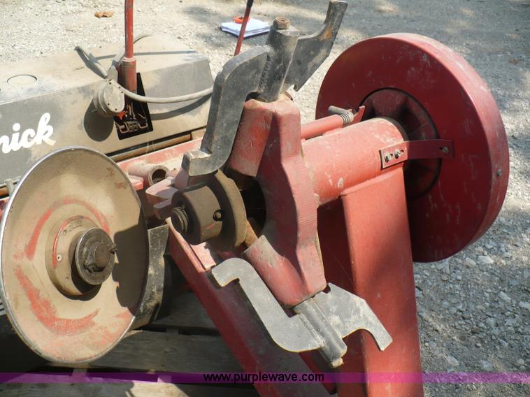 image for item E9501 Branick truck tire changer