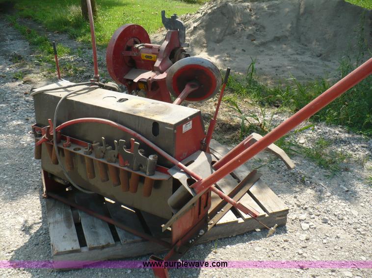 image for item E9501 Branick truck tire changer