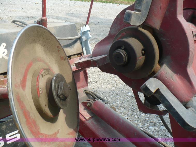 image for item E9501 Branick truck tire changer