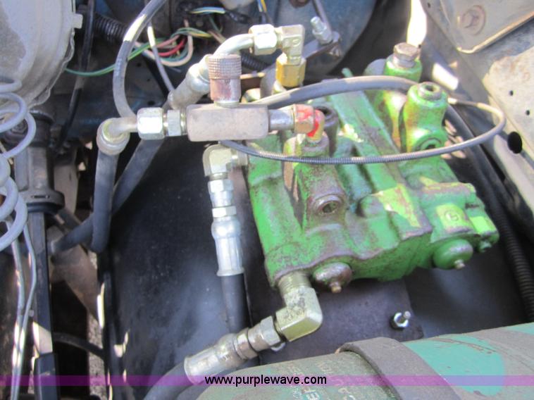 image for item H9754 1977 Chevrolet Scottsdale 20 pickup truck