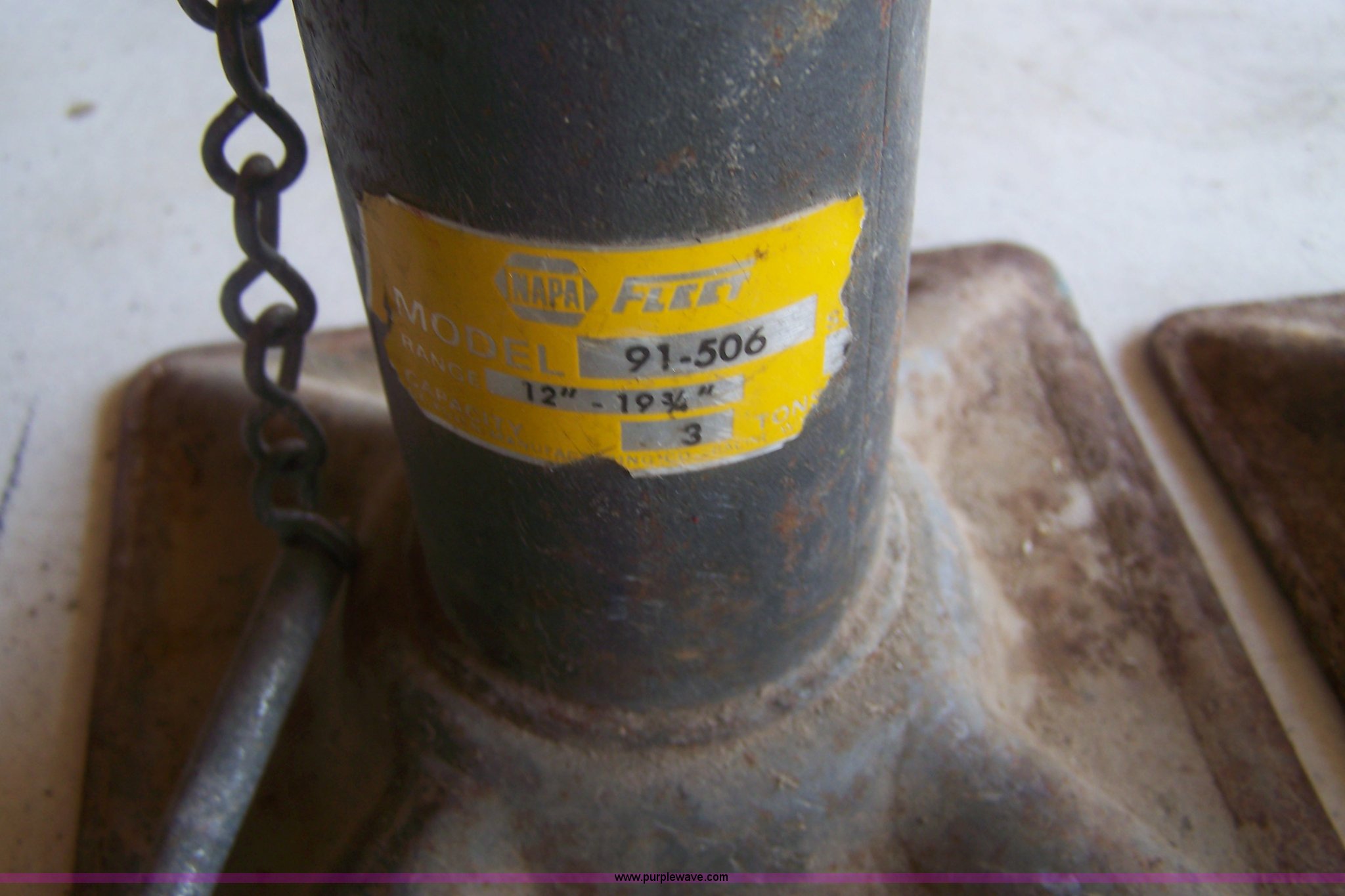 Pair of NAPA jack stands in Victoria, KS Item E9265 sold Purple Wave