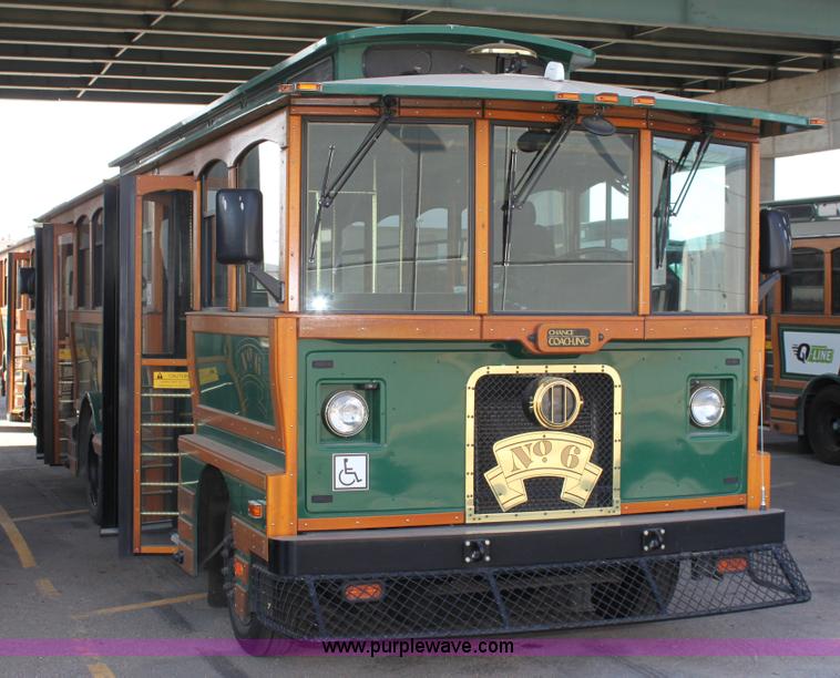 image for item A2732 2001 Chance Coach AH-28 transit bus