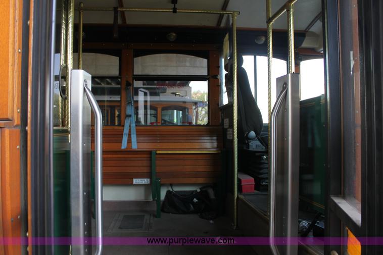 image for item A2732 2001 Chance Coach AH-28 transit bus