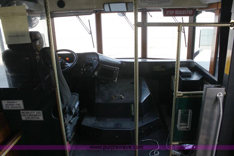 image for item A2732 2001 Chance Coach AH-28 transit bus