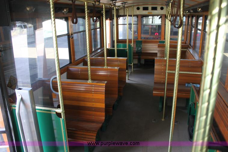 image for item A2732 2001 Chance Coach AH-28 transit bus