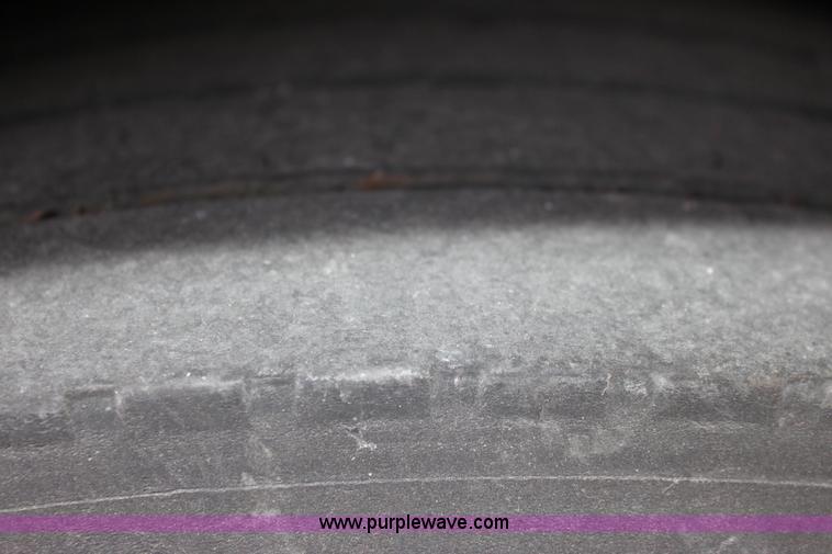 image for item A2732 2001 Chance Coach AH-28 transit bus