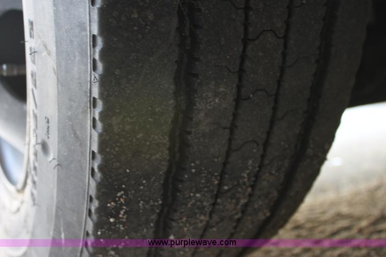 image for item A2732 2001 Chance Coach AH-28 transit bus