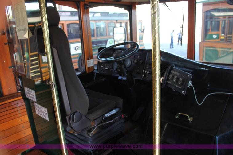 image for item A2733 2001 Chance Coach AH-28 transit bus