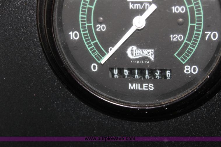 image for item A2733 2001 Chance Coach AH-28 transit bus