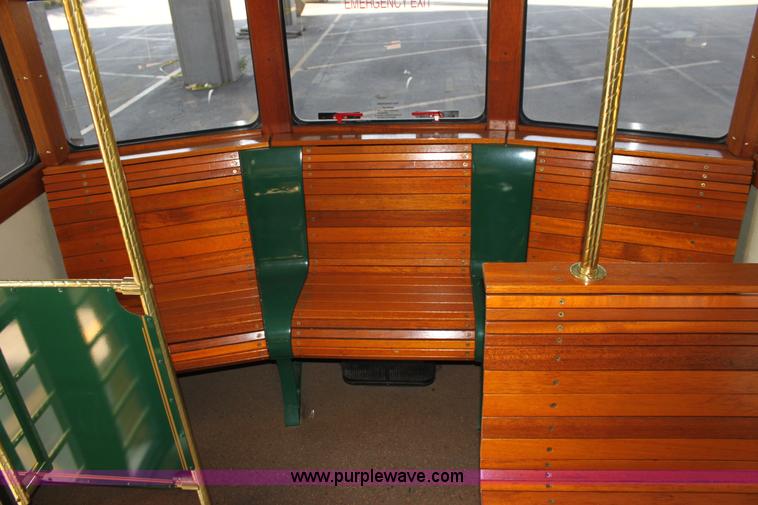 image for item A2733 2001 Chance Coach AH-28 transit bus