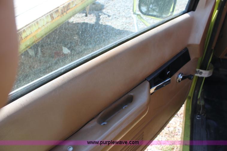 image for item A2734 1990 Chevrolet Cheyenne C1500 pickup truck