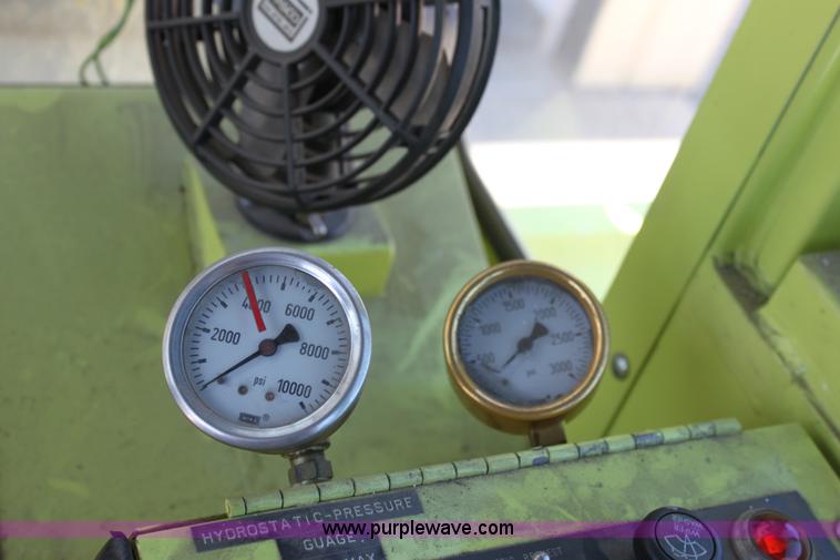 image for item A2735 1995 Kodiak Northwest snow blower