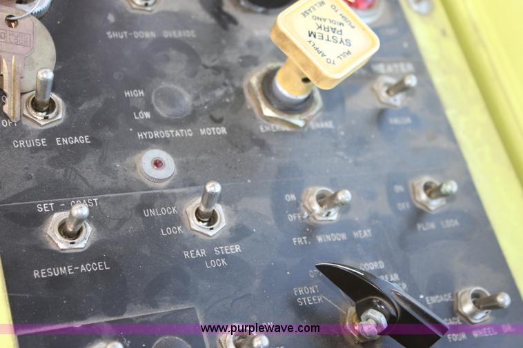 image for item A2735 1995 Kodiak Northwest snow blower