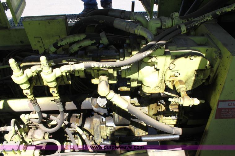 image for item A2735 1995 Kodiak Northwest snow blower