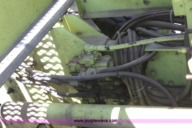 image for item A2735 1995 Kodiak Northwest snow blower