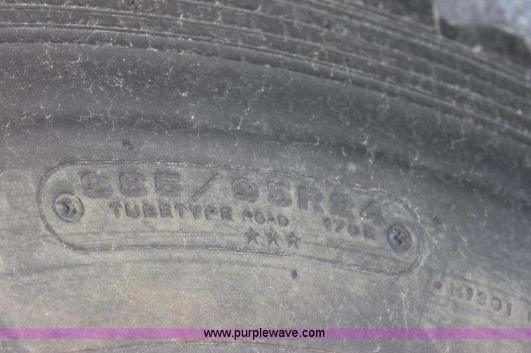 image for item A2735 1995 Kodiak Northwest snow blower