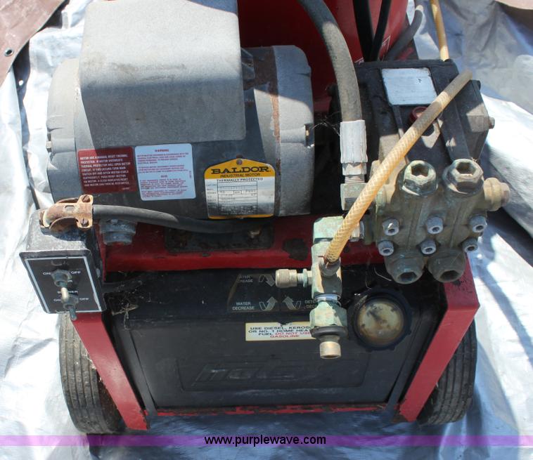 image for item A2753 Hotsy 510 pressure washer