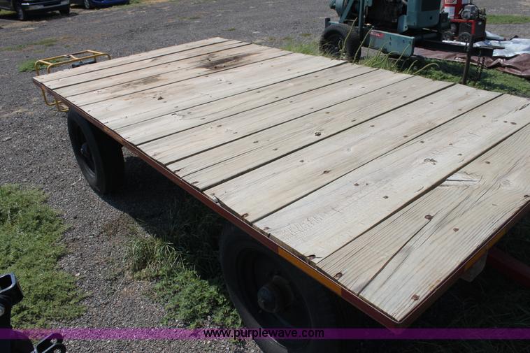 image for item A2755 Square bale trailer