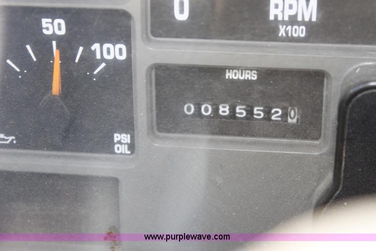 image for item A2759 2001 International 4700 dump truck