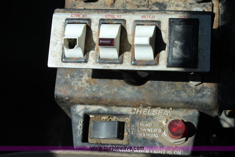 image for item A2759 2001 International 4700 dump truck