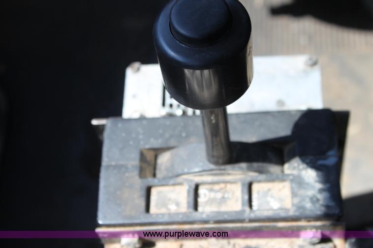 image for item A2759 2001 International 4700 dump truck