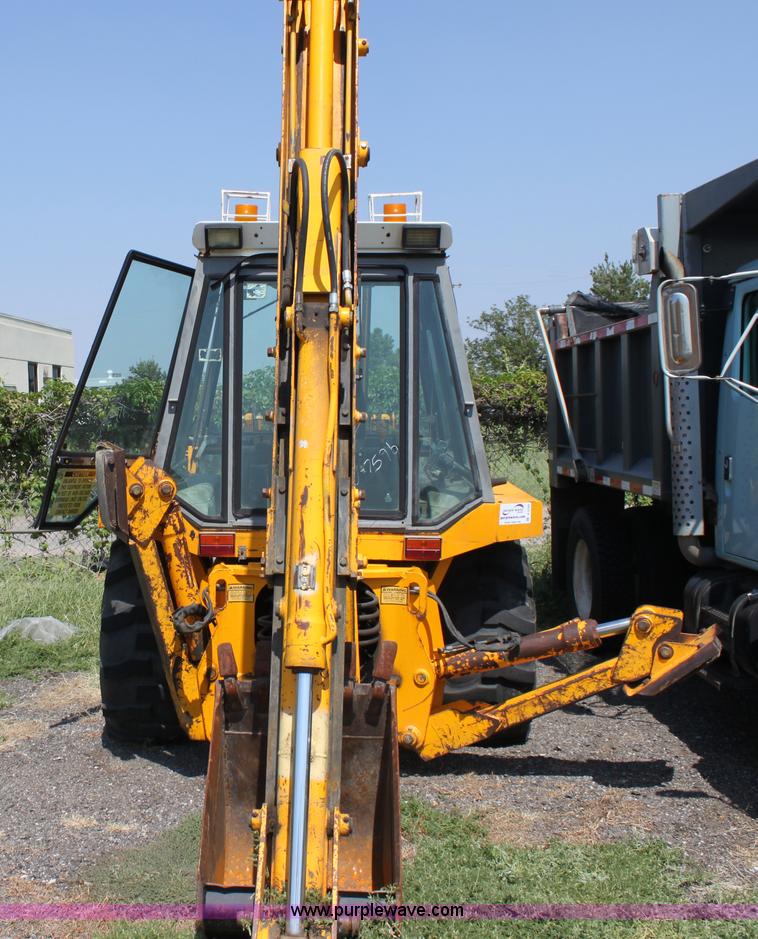 image for item A2760 1990 JCB 1400B extra dig backhoe