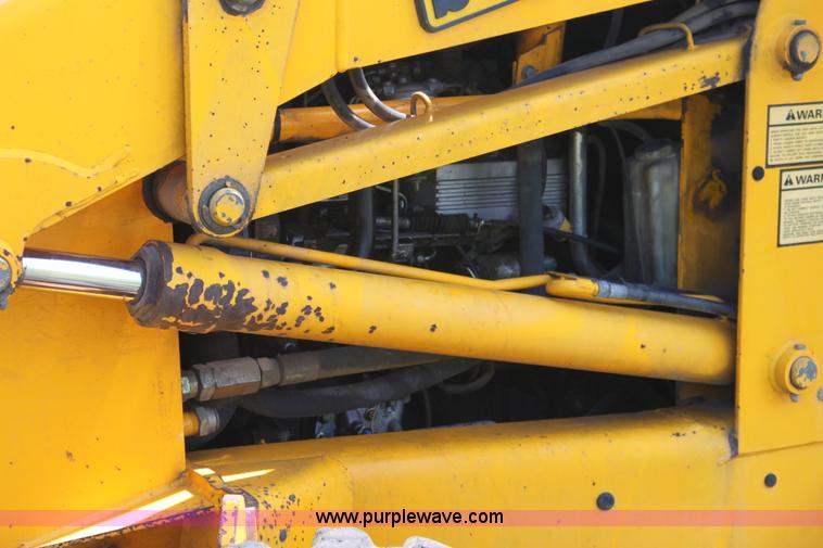 image for item A2760 1990 JCB 1400B extra dig backhoe