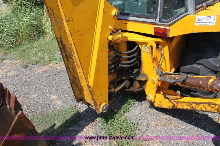 image for item A2760 1990 JCB 1400B extra dig backhoe