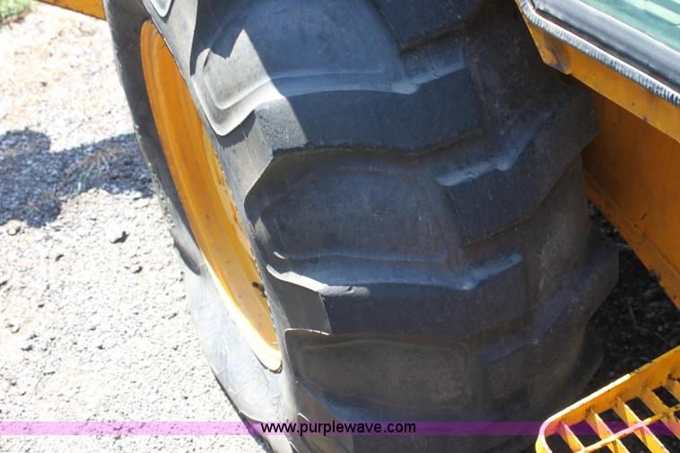 image for item A2760 1990 JCB 1400B extra dig backhoe