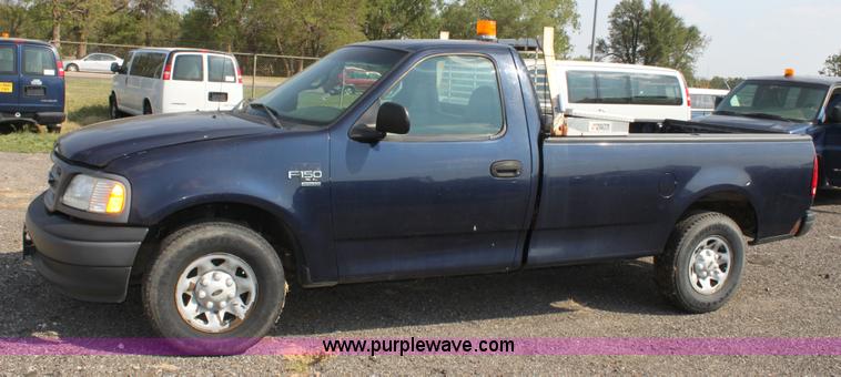 image for item A2766 2002 Ford F150 XL pickup truck