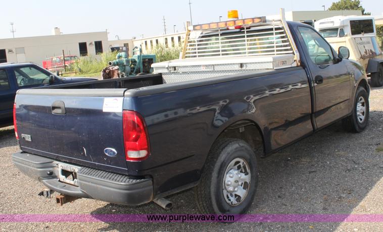 image for item A2766 2002 Ford F150 XL pickup truck