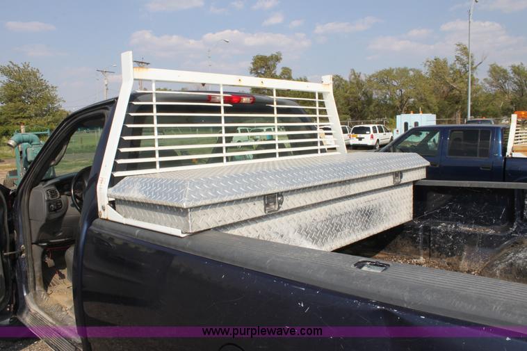 image for item A2770 2002 Ford F250 XLT pickup truck