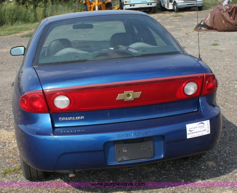 image for item A2772 2004 Chevrolet Cavalier