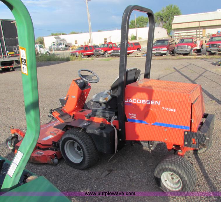 image for item A2773 Jacobsen Turfcat T623D mower