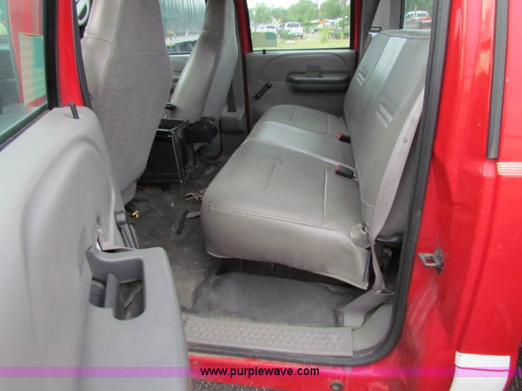 image for item A2776 2000 Ford F550 Super Duty pickup truck