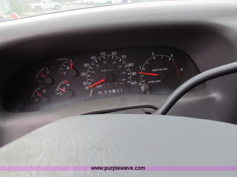 image for item A2776 2000 Ford F550 Super Duty pickup truck