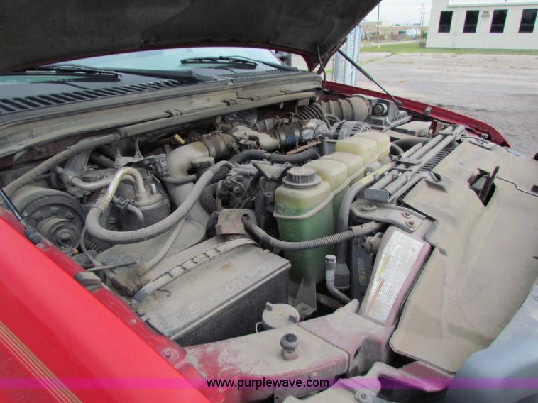 image for item A2776 2000 Ford F550 Super Duty pickup truck