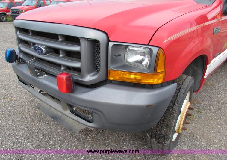 image for item A2776 2000 Ford F550 Super Duty pickup truck