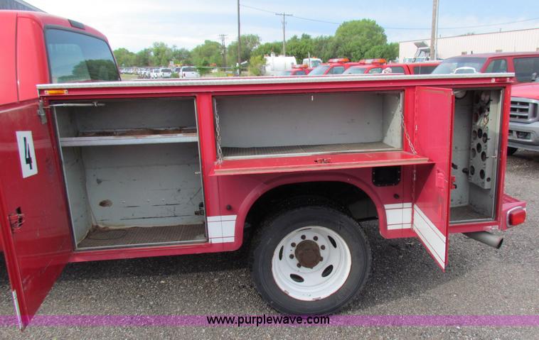 image for item A2776 2000 Ford F550 Super Duty pickup truck